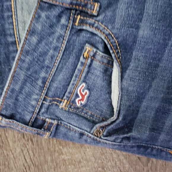 Hollister Jeans Size 9L - Picture 4 of 6
